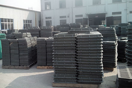 Many composite manhole covers in our factory